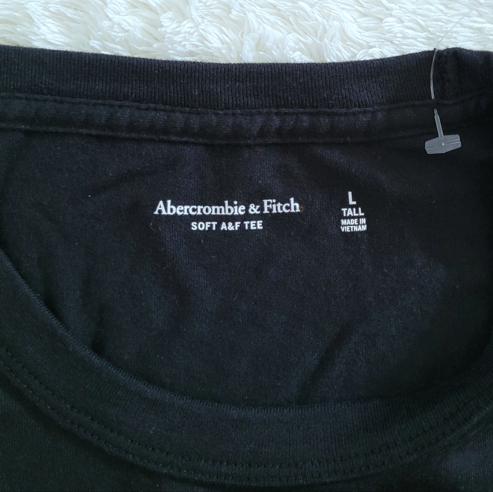 Abercrombie & Fitch Men's👨 Soft Black🖤 Tee👕 - NWOT - Picture 6 of 12